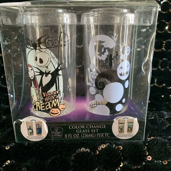 Nightmare Before Christmas Color Change Drinking Glasses Set of 2 - Picture 4 of 9